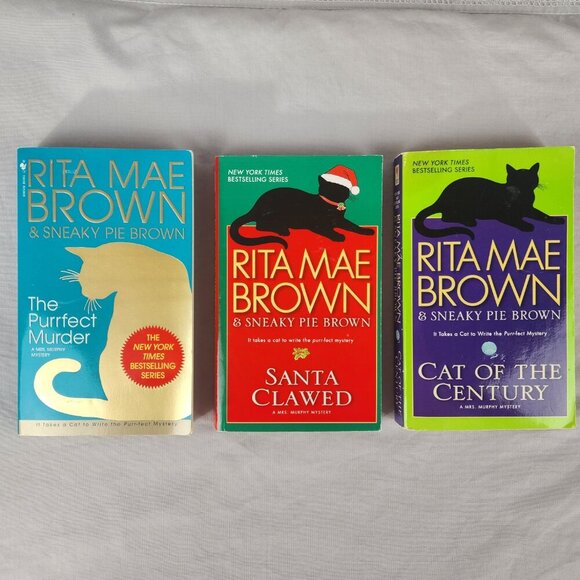 LOT 3 Rita Mae Brown and Sneaky Pie Brown Paperback Mystery Series Books 16-18 - Picture 2 of 3